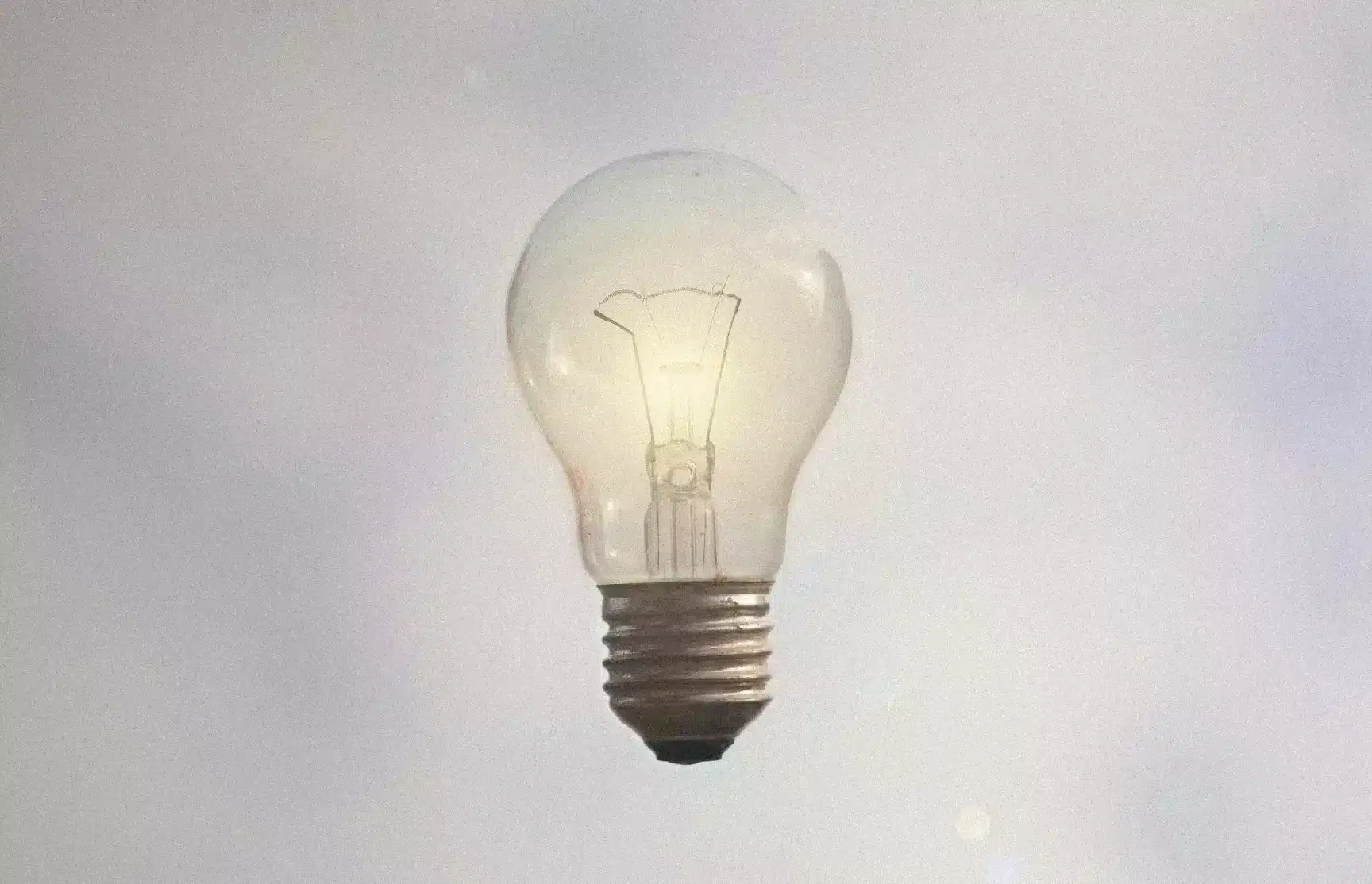 A light bulb showing the opportunities offered by a carbon accounting.