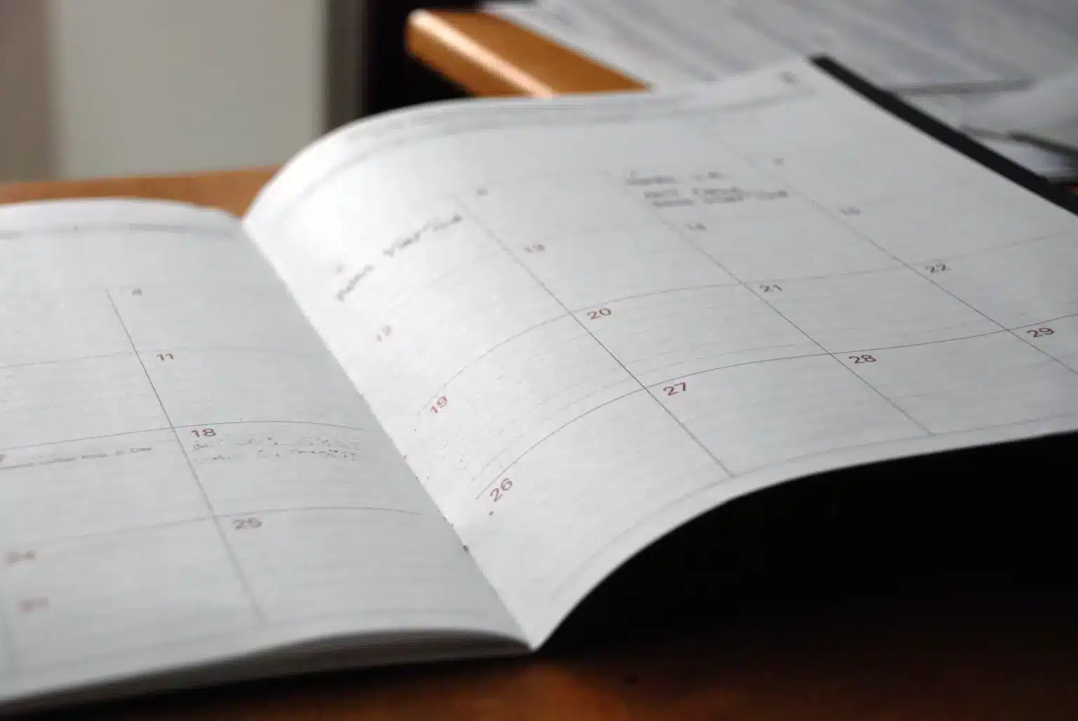 A calendar showing when the CSRD applies
